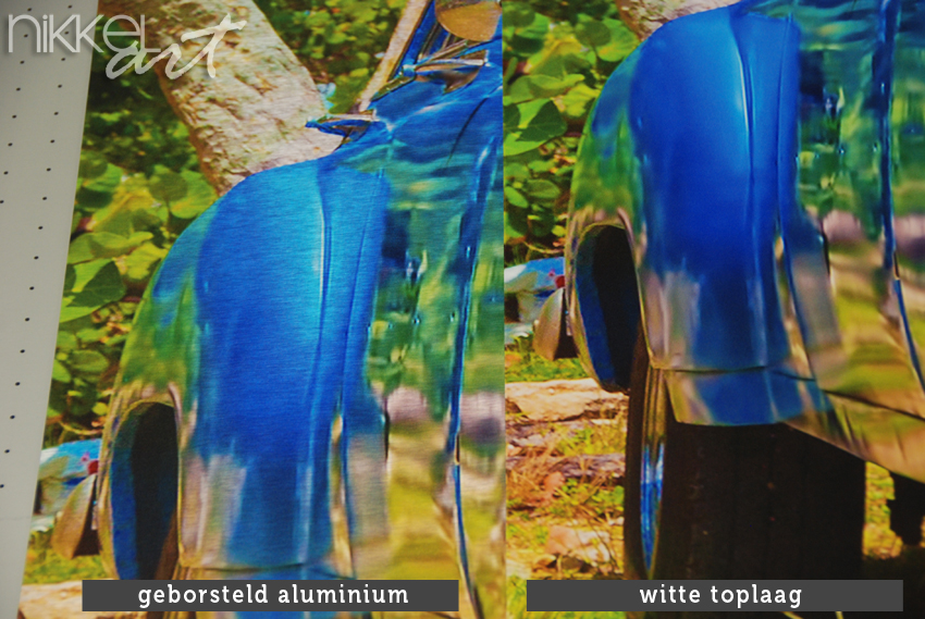 Foto op Aluminium | geborsteld aluminium vs aluminium met een witte toplaag